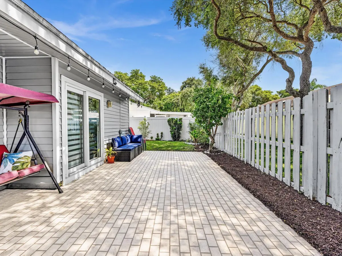 42-FPP00216 at 8 Hawthorne Lane, Boynton Beach