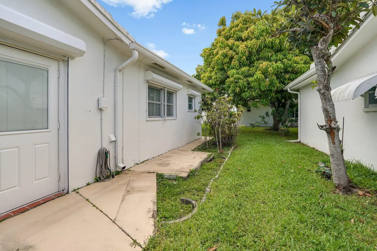 dsc06066-dsc06068 at 7105 NW 68th Avenue, Tamarac