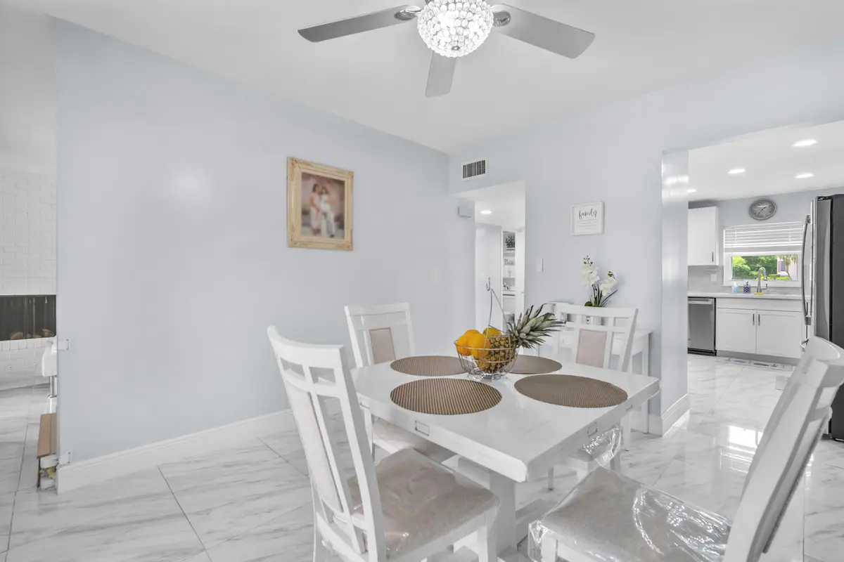 3119 N Palm Aire Dining (3) at 3119 N PALM AIRE Drive 3119, Pompano Beach