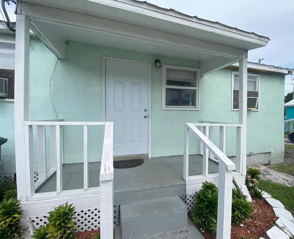 IMG_4454 at 429 N 14th Street B, Fort Pierce