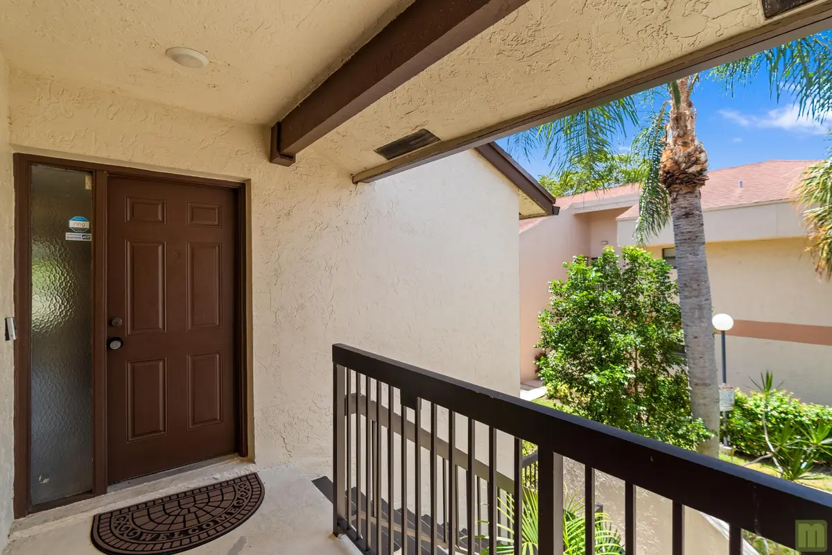 Outside Entry at 2570 Carambola Circle 1857, Coconut Creek
