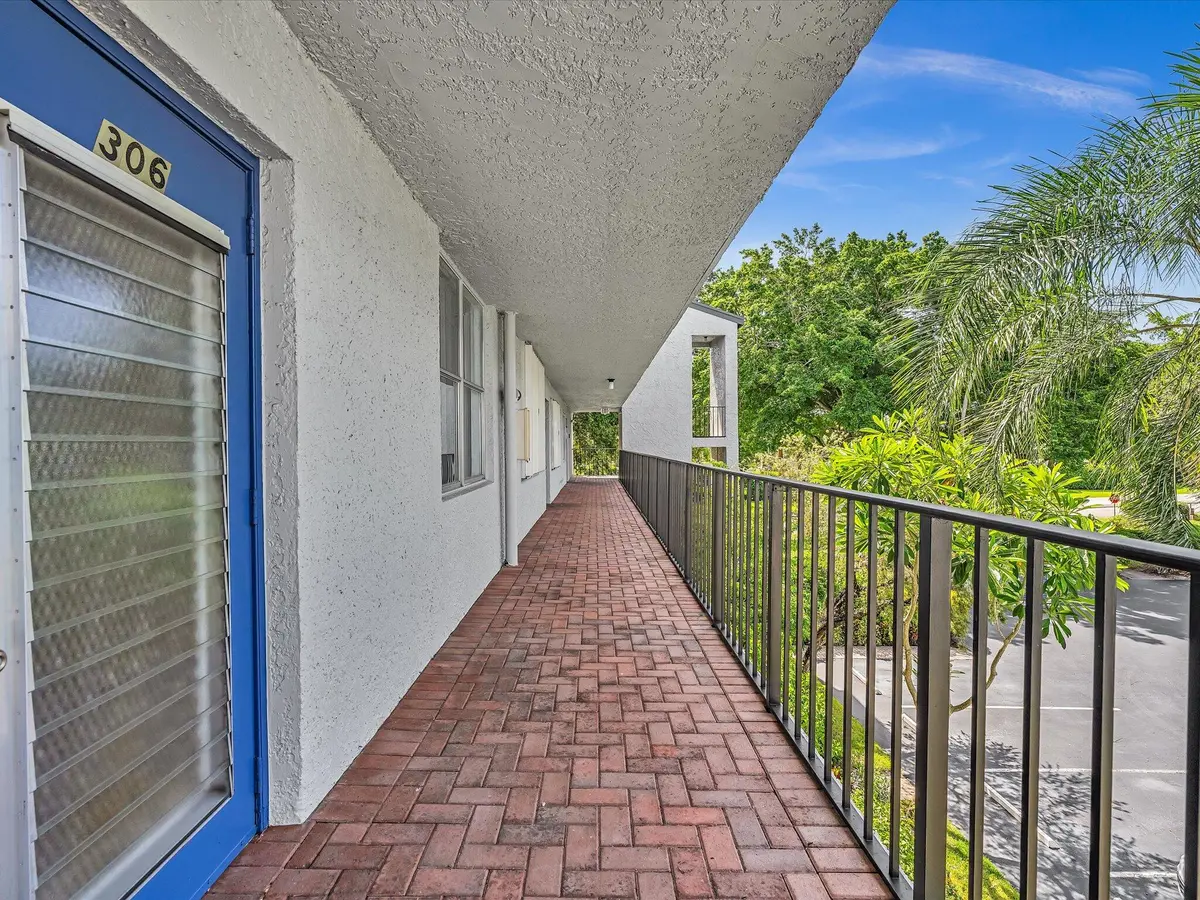 06-FPP01766 at 14701 Cumberland Drive 3060, Delray Beach