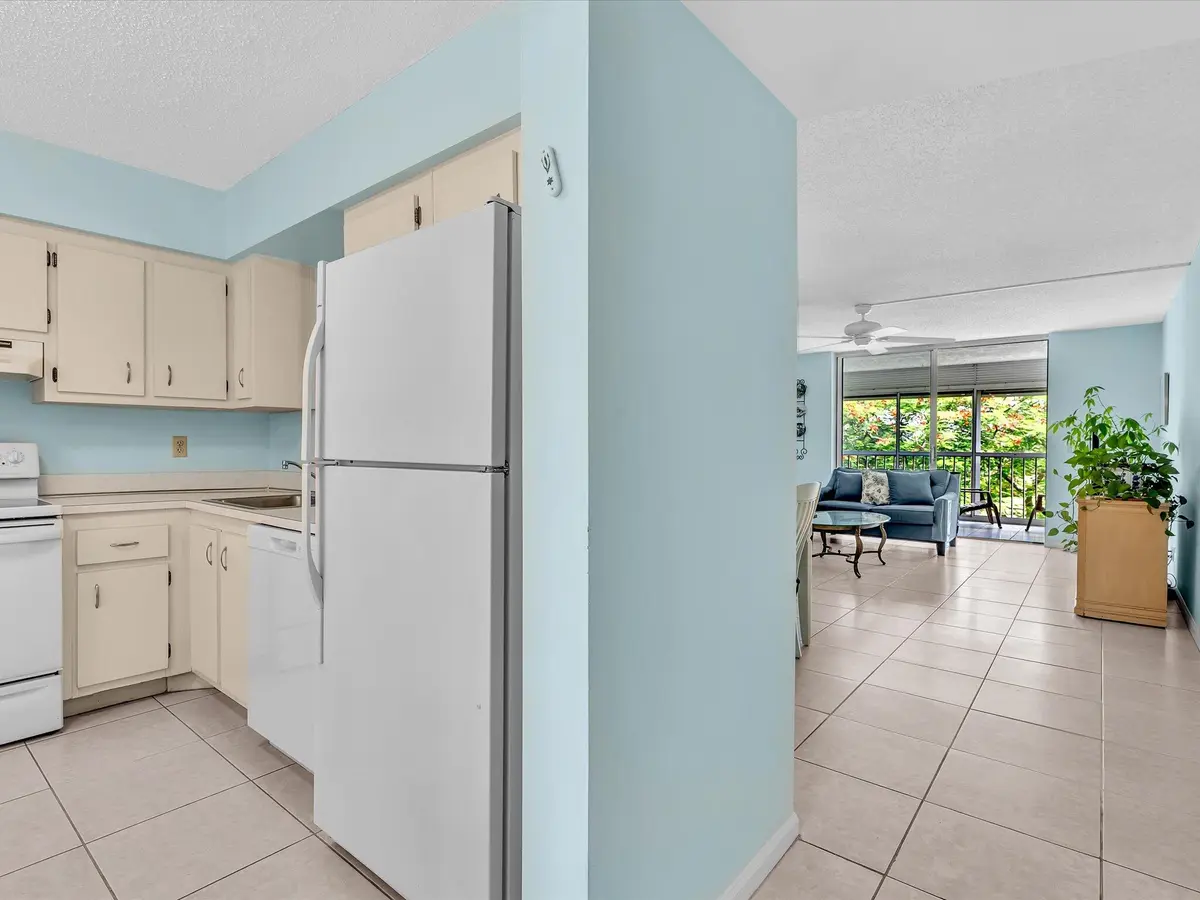 08-FPP01776 at 14701 Cumberland Drive 3060, Delray Beach