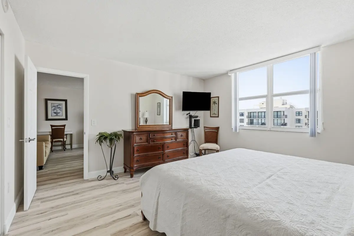 Bedroom at 3450 S Ocean Boulevard 714, Palm Beach