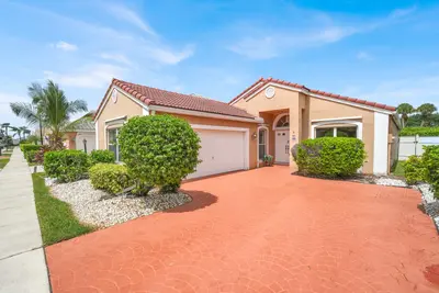 8799 Sonoma Lake Boulevard, Boca Raton – Single Family Residence for sale