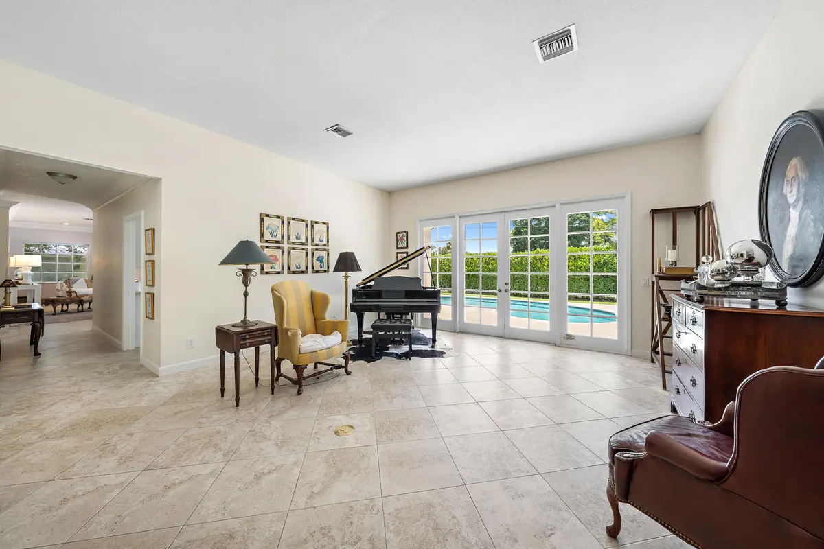 3 Loggerhead Ln at 3 SE Loggerhead Lane, Tequesta