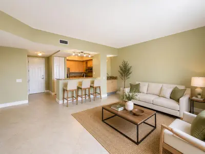 2625 NE 14th Avenue 406, Wilton Manors – sold