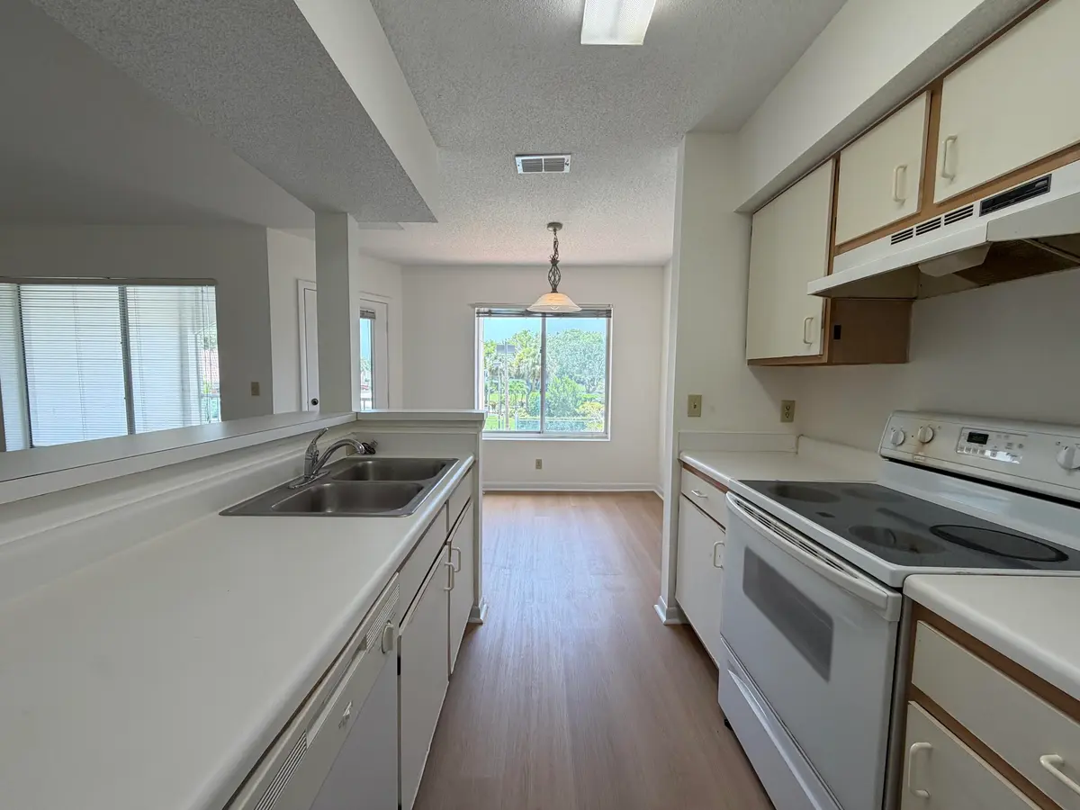 GALLEY KITCHEN at 815 W Boynton Beach Boulevard 12-203, Boynton Beach