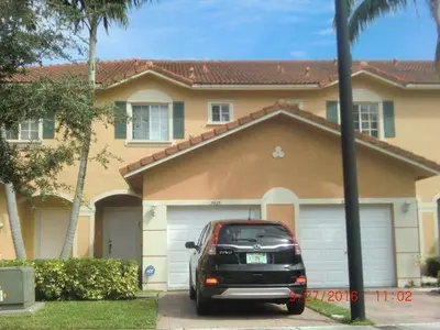 5525 MONTE CARLO Place, Margate – Townhouse for sale