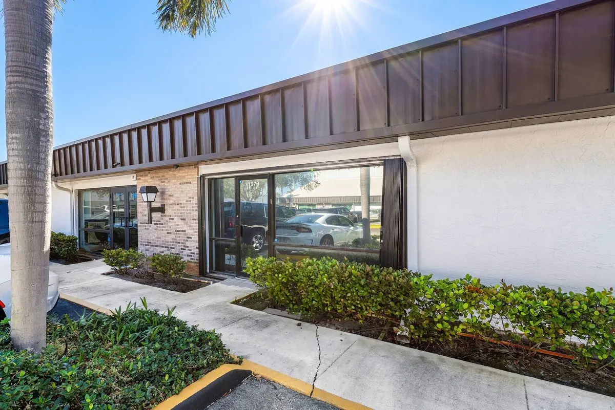 Ext Front at 1979 10th Avenue, Lake Worth Beach