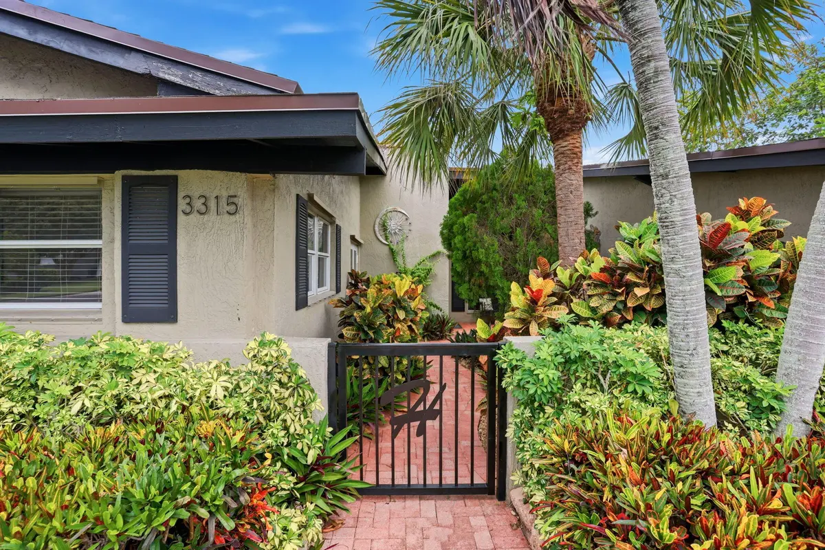 Entrance at 3315 FERNWOOD Drive, Boynton Beach