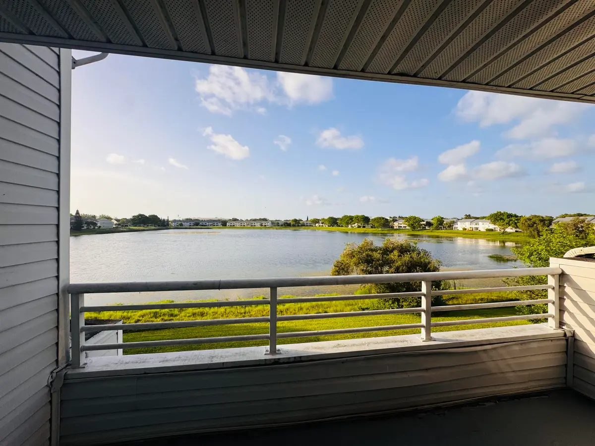 Foto 7-8-26, 6 51 56 pm at 3409 NW 44TH Street 205, Oakland Park