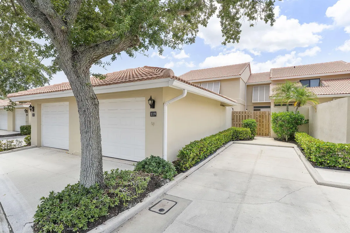 35-web-or-mls-DSC05246 at 119 OLD MEADOW Way, Palm Beach Gardens