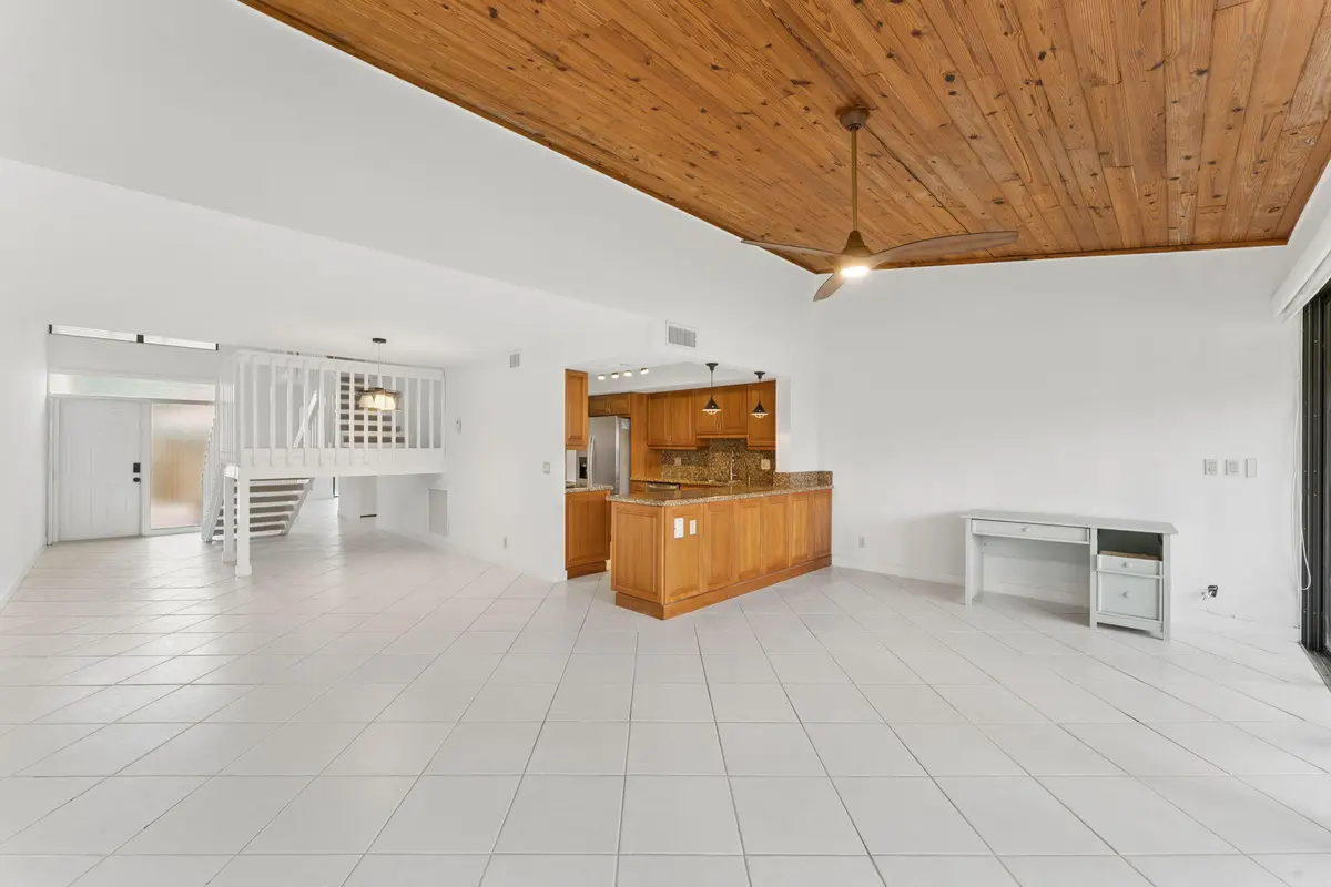 42-web-or-mls-DSC05078 at 119 OLD MEADOW Way, Palm Beach Gardens