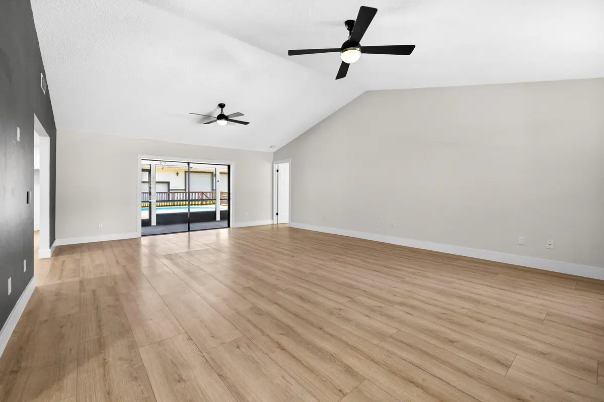 10548 154th R-7527 at 10548 154TH Road, Jupiter Farms