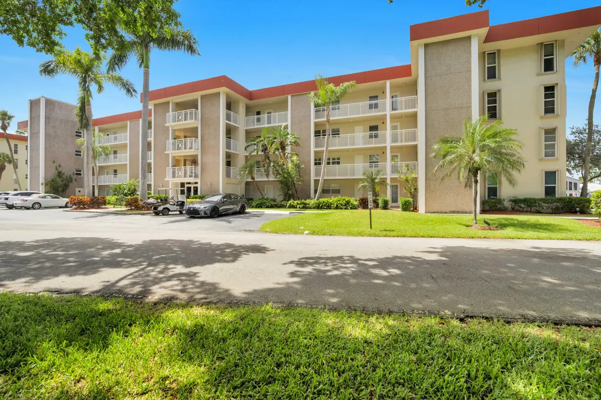 3000 NE 48th Ct-5 at 3000 NE 48TH Court 402, Lighthouse Point