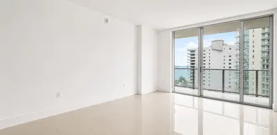 1300 Brickell Bay Drive 1005, Miami – sold