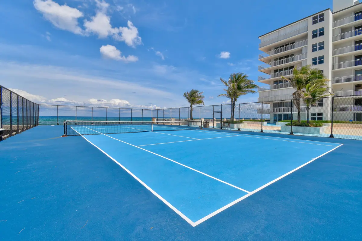 20250929172702201700000000-o at 3546 S OCEAN Boulevard 527, South Palm Beach