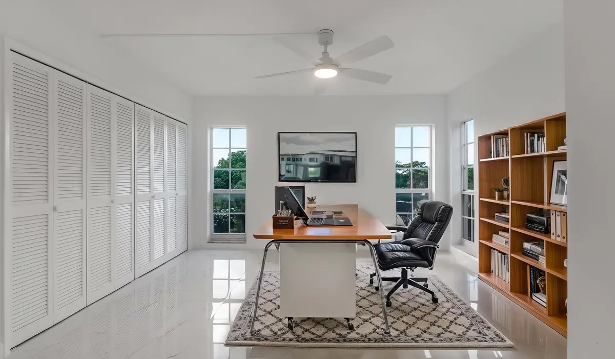 11-print-DSC06242 virtually staged at 3000 N PALM AIRE Drive 407, Pompano Beach