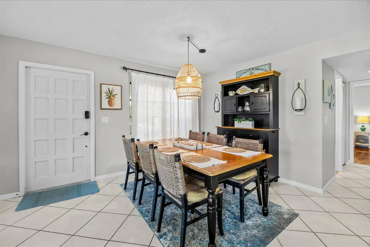 05-golf in-10 at 333 NE GOLFVIEW Circle, Hutchinson Island
