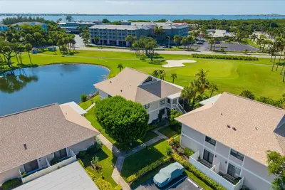 333 NE GOLFVIEW Circle, Hutchinson Island – Condominium for sale