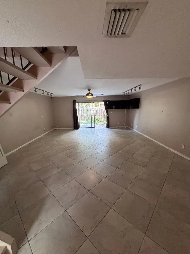 Chateau 6 at 113 NW 115th Terrace, Plantation