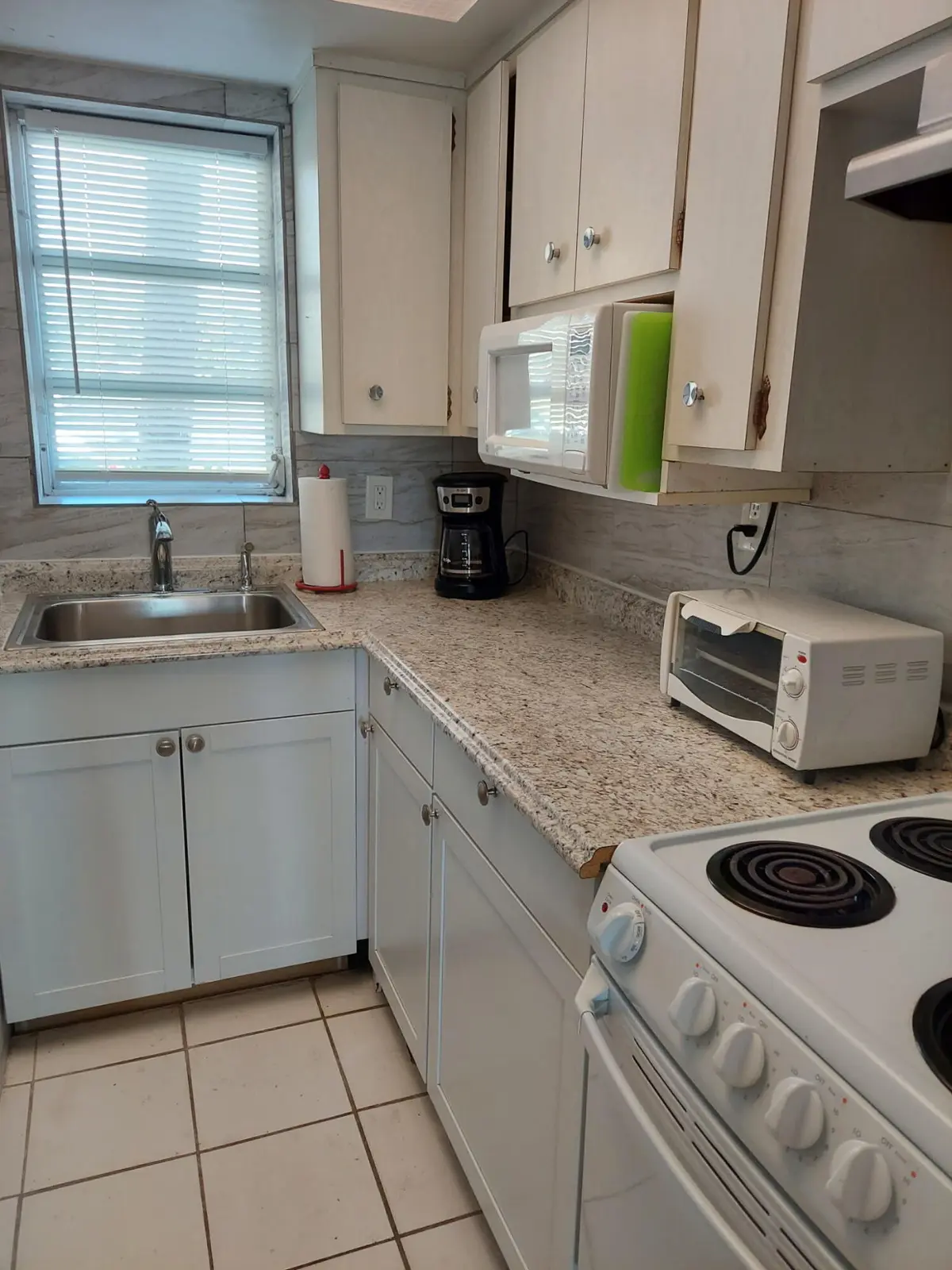 Kitchen at 605 N Riverside Drive 12A, Pompano Beach