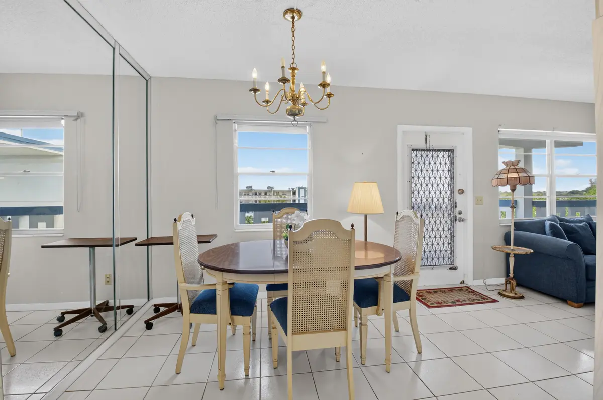Dining Area at 4022 Lincoln B, Boca Raton