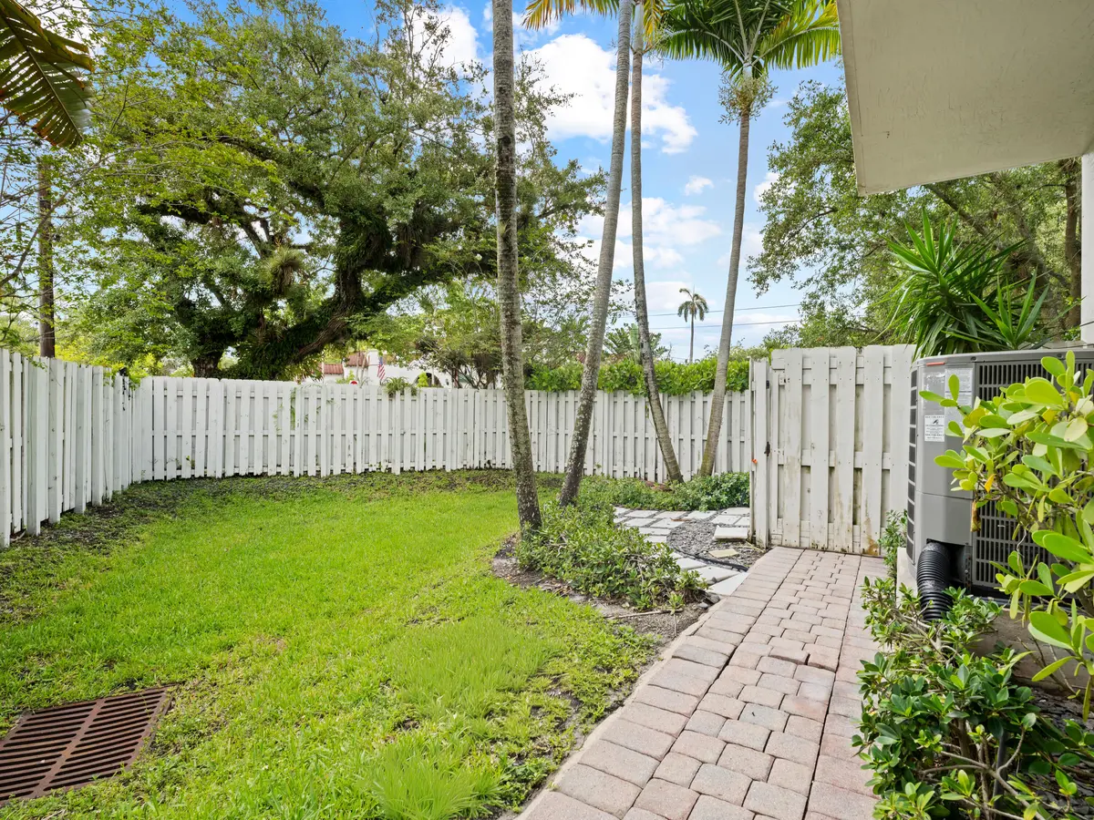 DSC05006 at 1101 Waverly Road, Fort Lauderdale