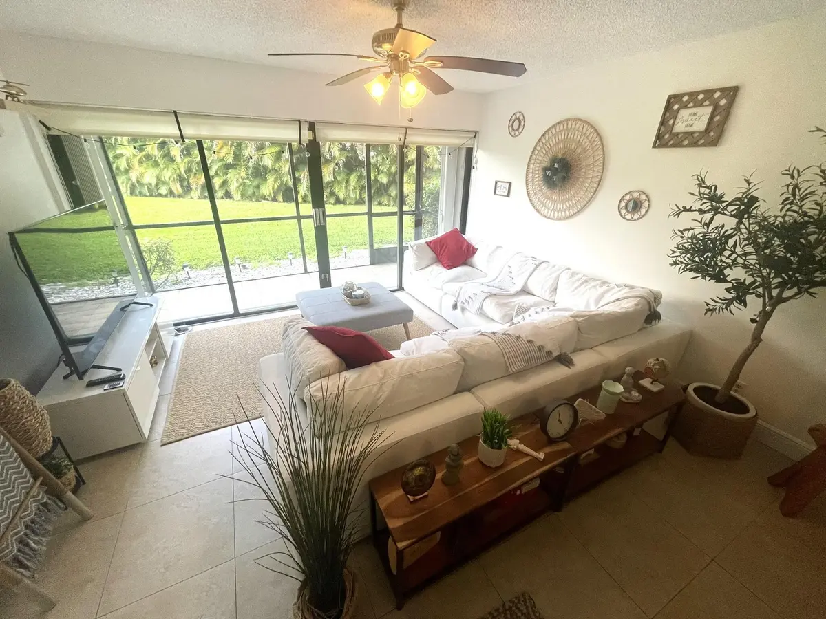 2500 Presidential Way 106, West Palm Beach, FL – photo 4