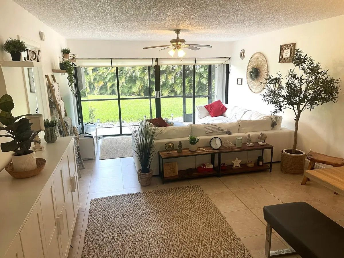 2500 Presidential Way 106, West Palm Beach, FL – photo 5