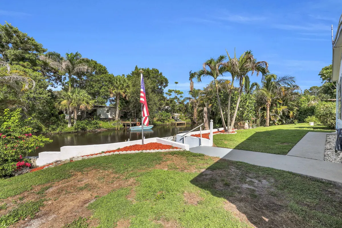 36-web-or-mls-36_8p3a4872 at 7639 SE Fork River Drive, Stuart