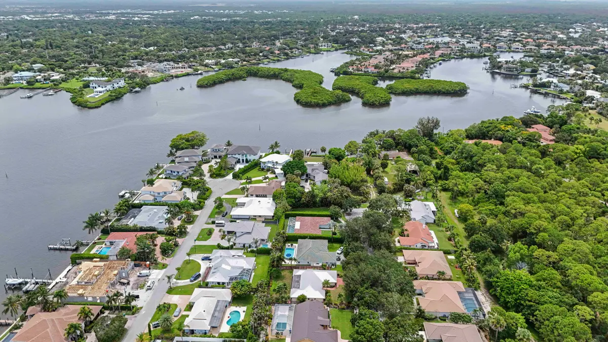 DJI_20260716150042_0086_D at 9746 SE Landing Place, Tequesta