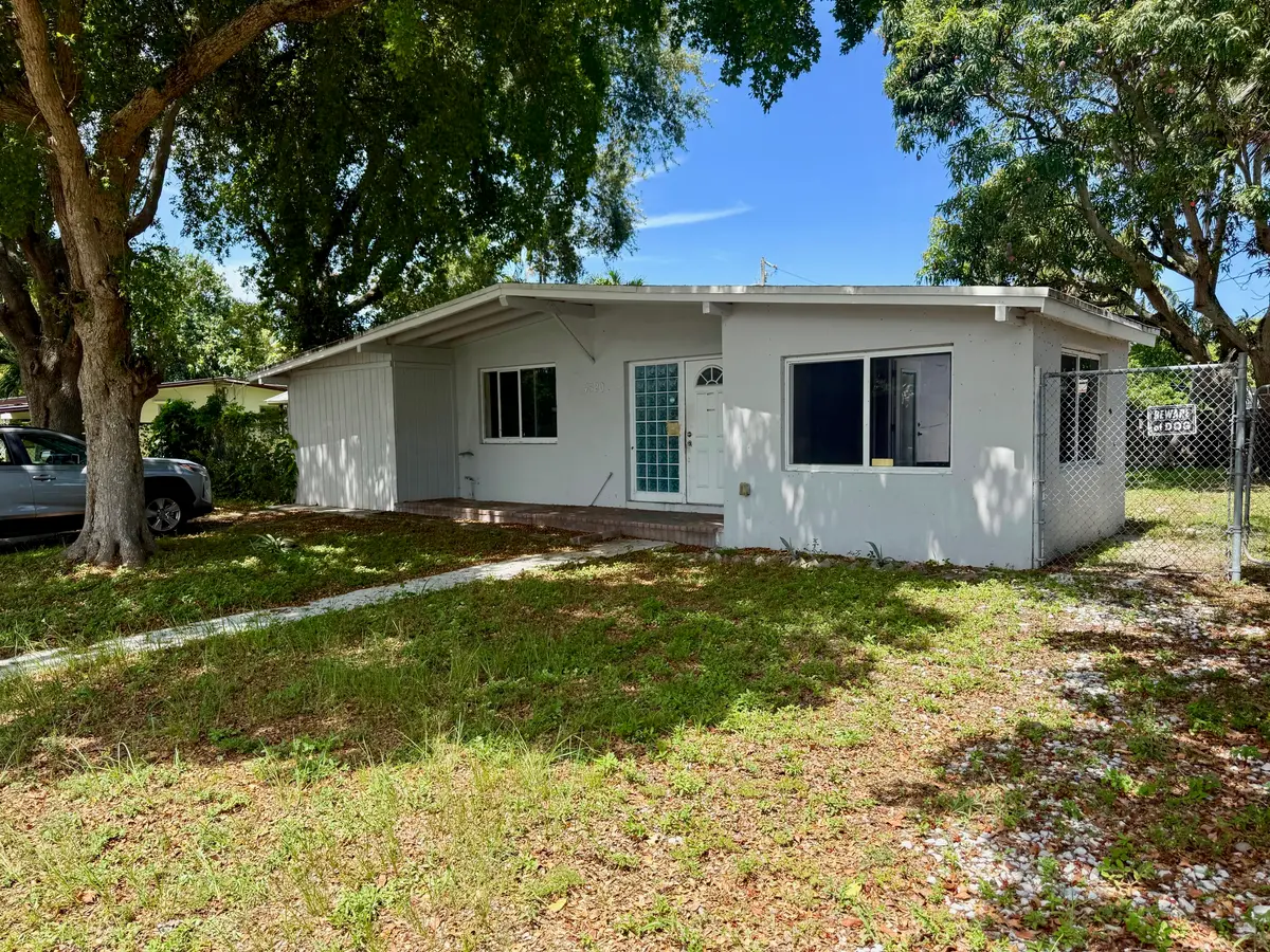 IMG_7634 at 4520 NE 16TH Avenue, Pompano Beach