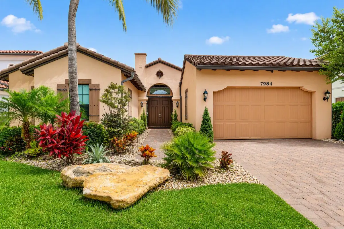 Designer (4) at 7984 NW 115th Way, Parkland
