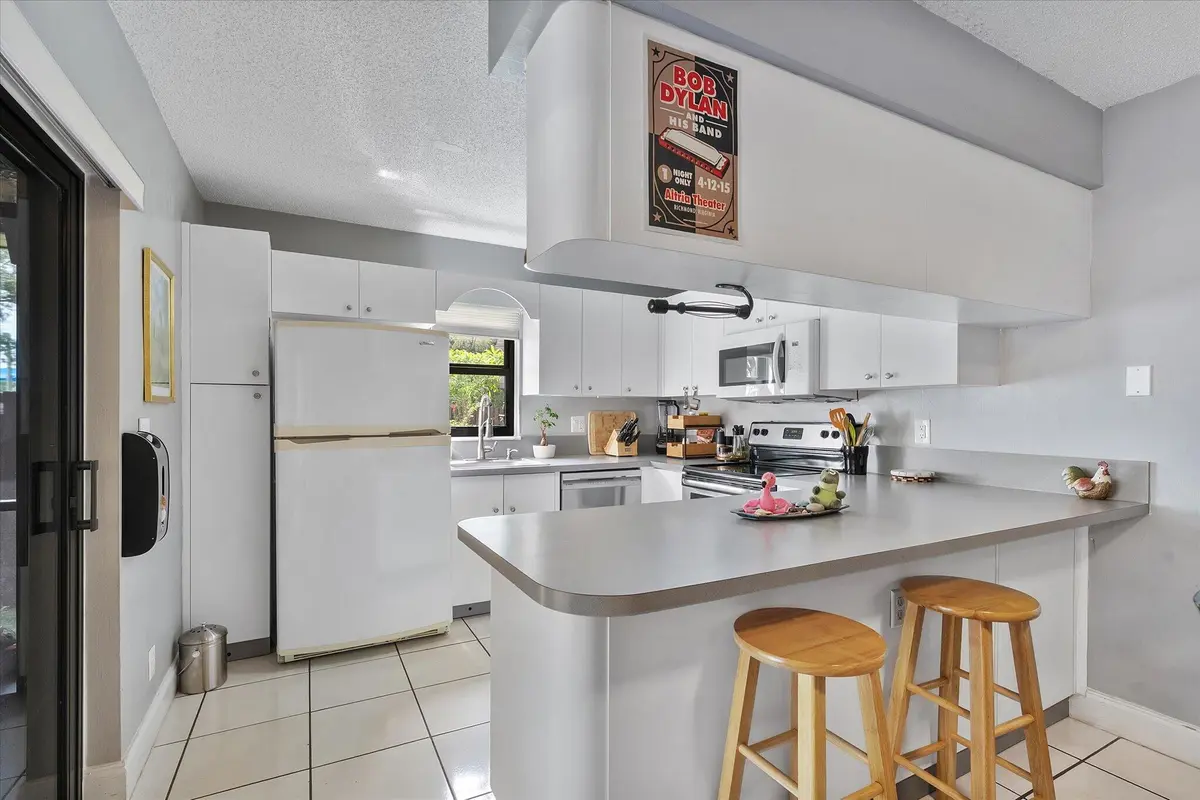 12-2562 NW 99th_012 at 2562 NW 99TH Avenue, Coral Springs