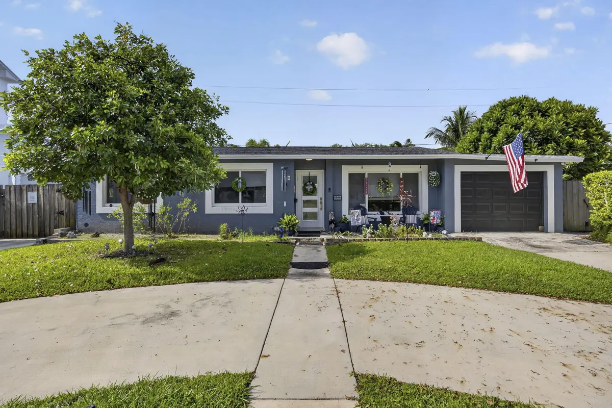 2-web-or-mls-BS1A2215 at 240 GREGORY Road, West Palm Beach