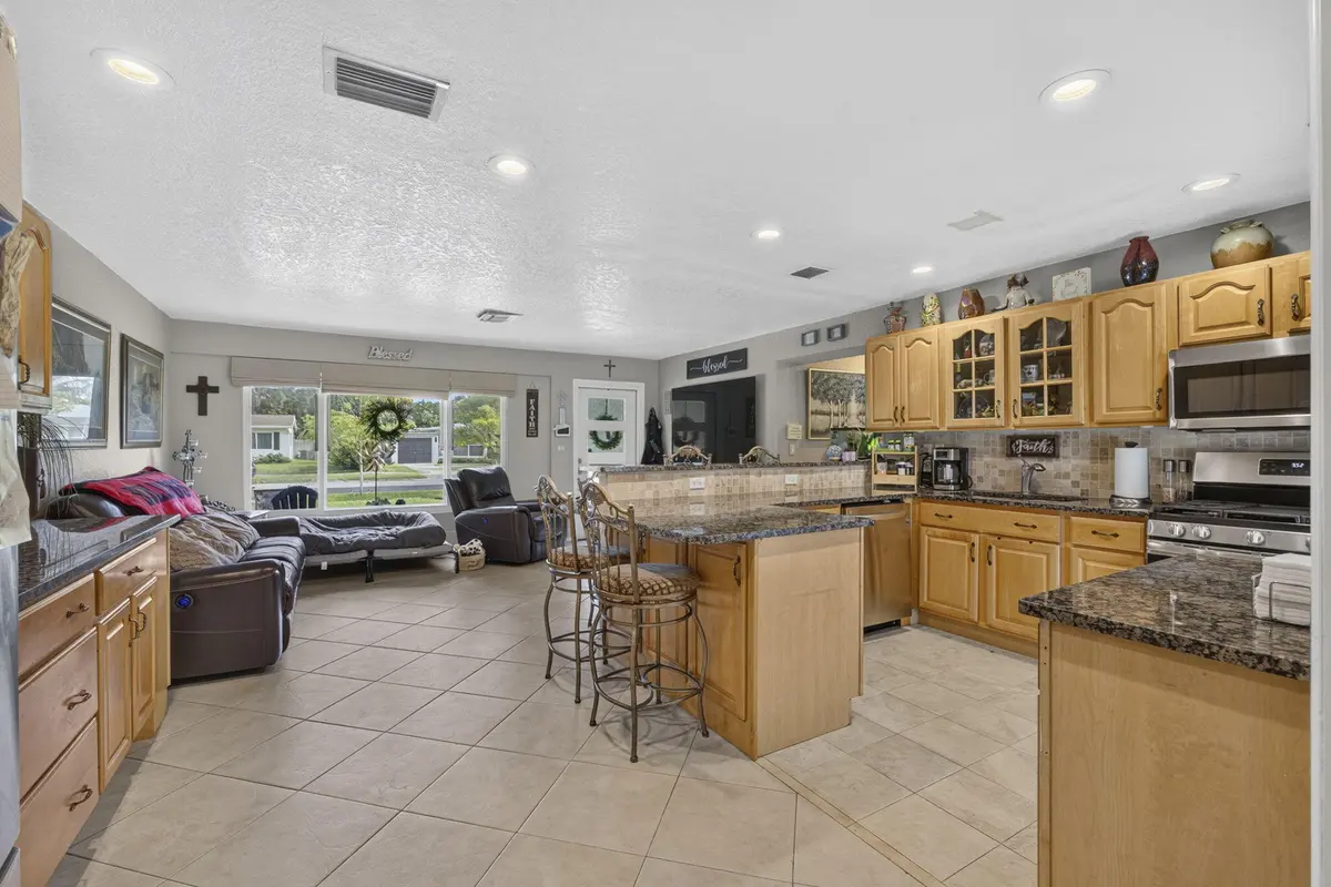17-web-or-mls-BS1A2022 at 240 GREGORY Road, West Palm Beach