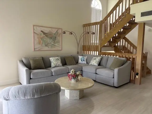 3008 living room at 3008 FAIRWAY Drive, Jupiter