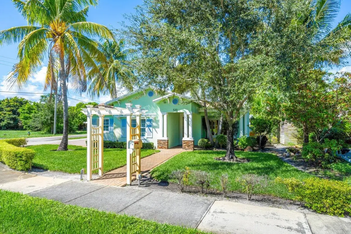 003-520Northeast3rdAvenue-DelrayBeach-FL at 520 NE 3RD Avenue, Delray Beach