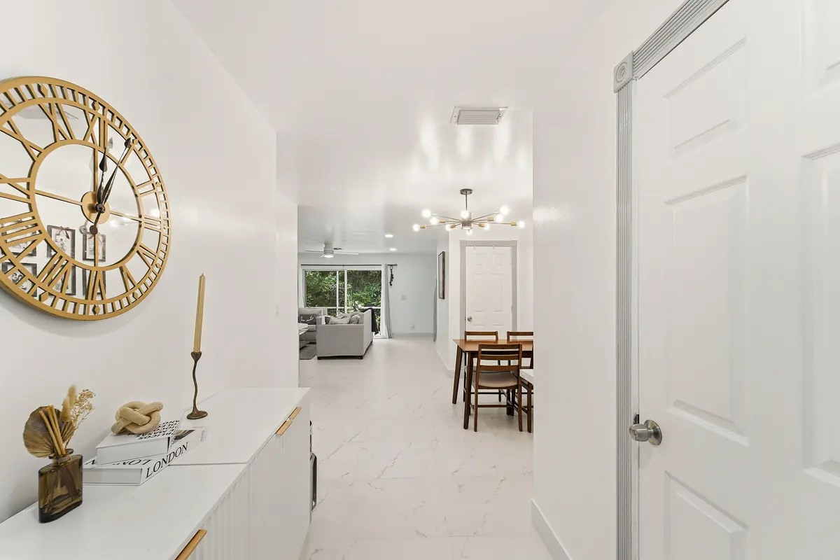 Foyer Entry at 339 Timberwalk Trail, Jupiter