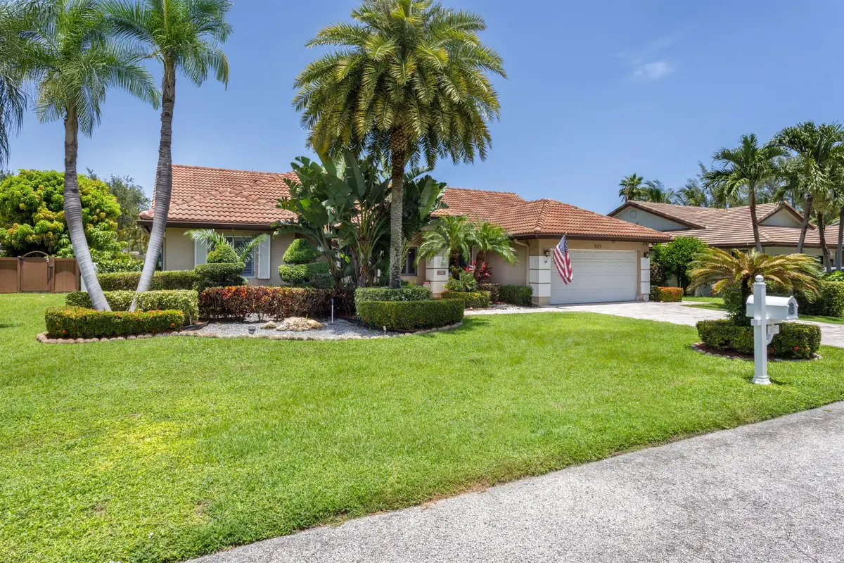01 FRONT_ANGLE at 937 Mccleary Street, Delray Beach