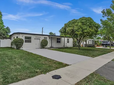 5232 NE 19th Avenue, Pompano Beach – Single Family Residence for sale