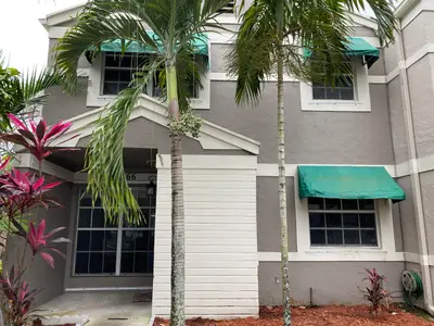 12366 SW 51st Place, Cooper City – sold