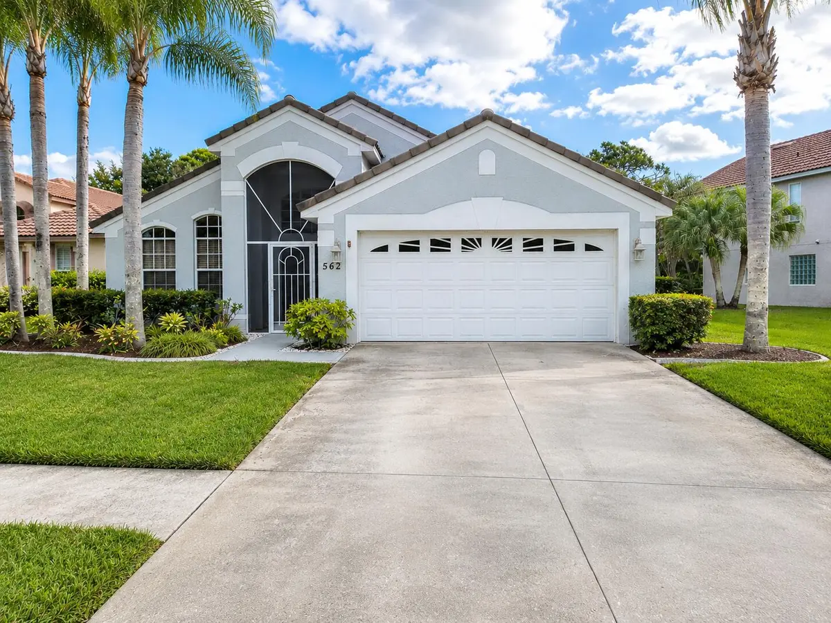 AIfrontexterior1 at 562 SW Saint Martins Cove, Port St. Lucie