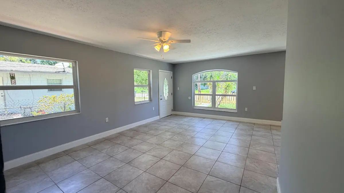 IMG_3425 at 607 N 19th Street, Fort Pierce