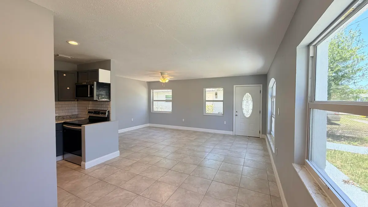IMG_3426 at 607 N 19th Street, Fort Pierce
