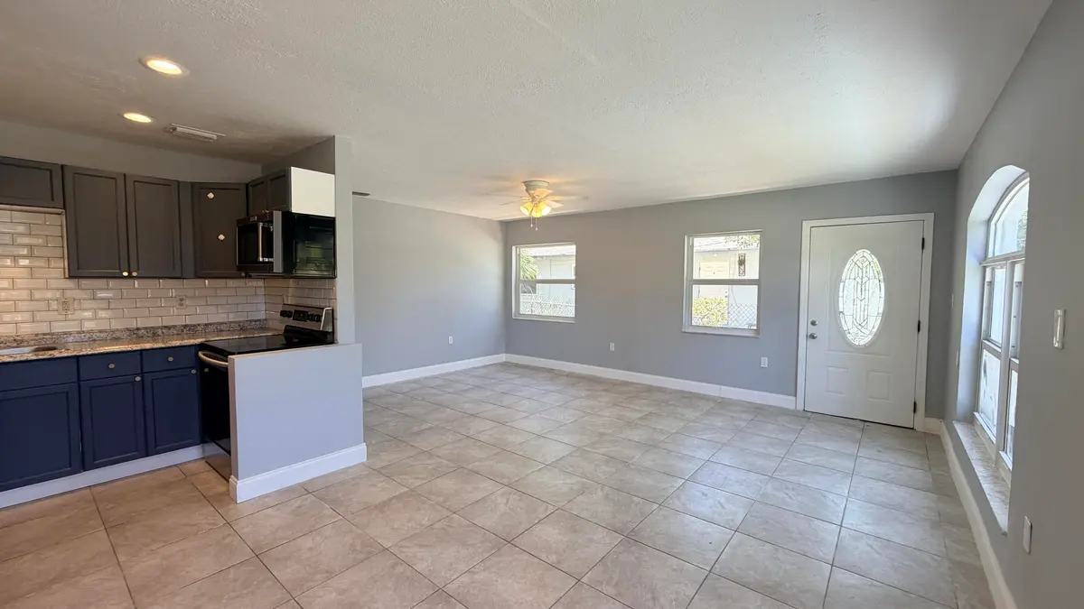 IMG_3427 at 607 N 19th Street, Fort Pierce