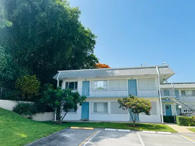 3402 CYNTHIA Lane 118, Lake Worth Beach – Condominium for rent