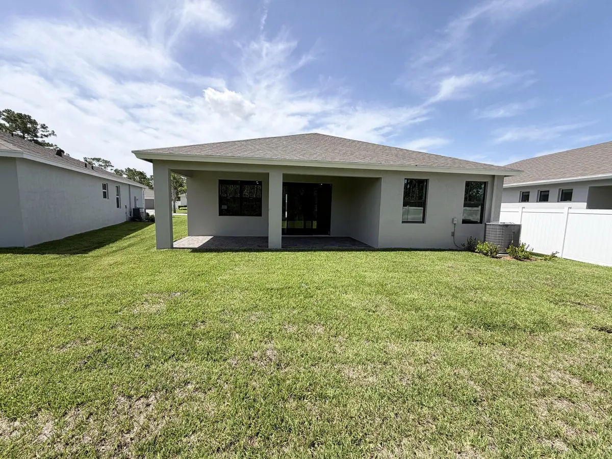 Lot 17 back patio at 6660 SE Park Trace Drive, Stuart